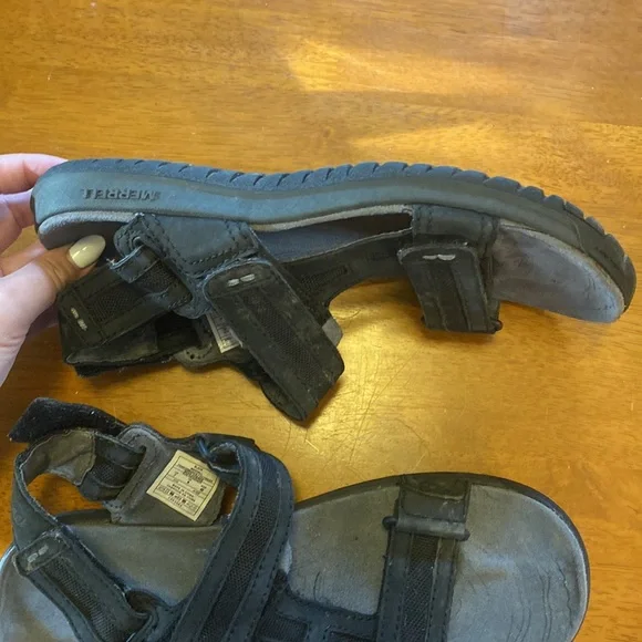 Merrell Mens Black Sandals 7 GUC - Picture 4 of 12